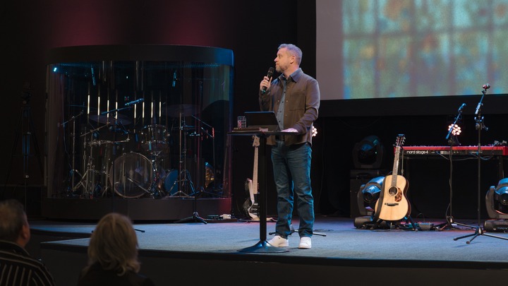 Weekly Sunday Worship Gathering at 8:30am & 11:00am logo