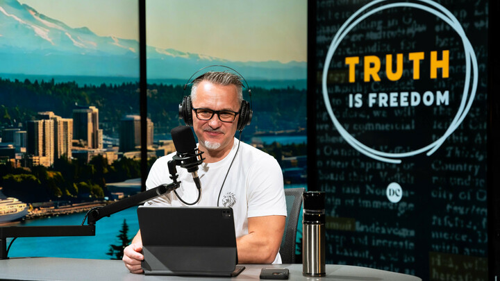Truth is Freedom logo