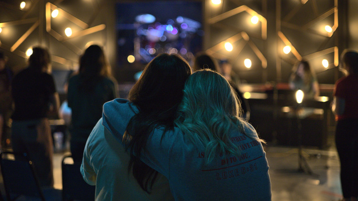 Renew Worship Team  logo