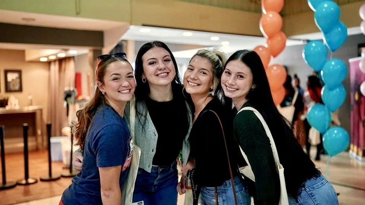 Lovely Project Hangout logo