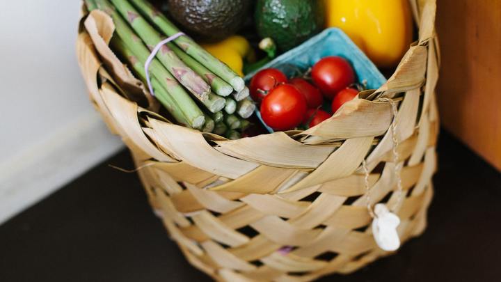 Grocery Giveaway logo image