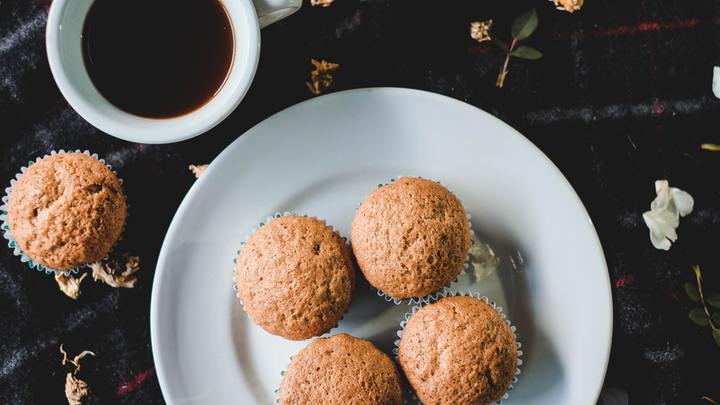 Muffins with Moms logo image