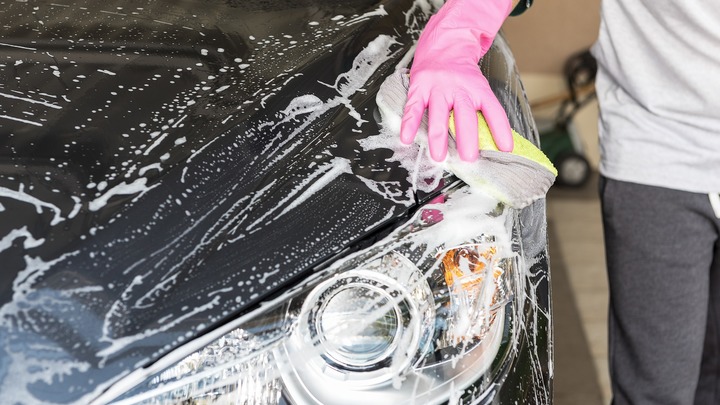 Link Car Wash logo image