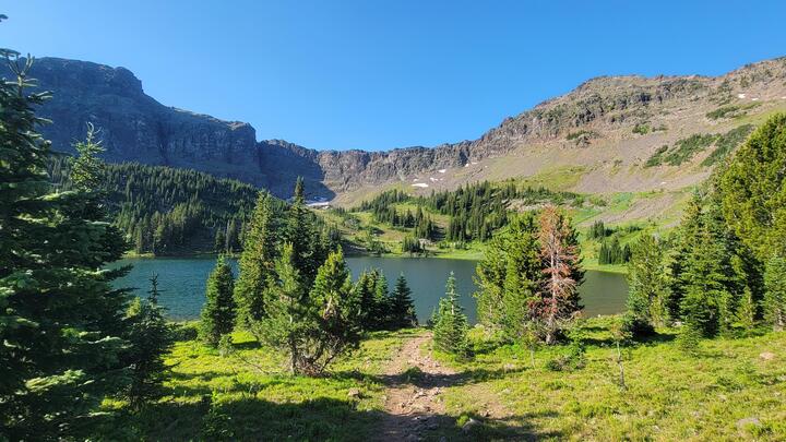 MVB Guided Church Backpacking Overnight: Emerald Lake in Hyalite Canyon logo