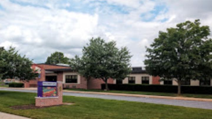 Akron Elementary School Bible Study logo image