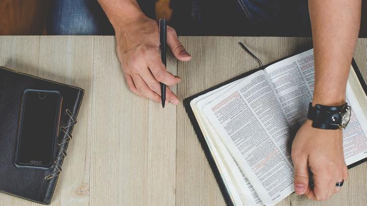 Habits of Grace: Enjoying Jesus through the Spiritual Disciplines logo image