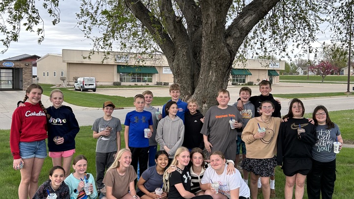 Centerpoint Students: Middle School (Sioux Center campus) logo