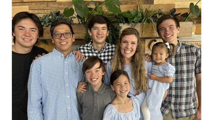 OMF International - East Asia - Michael and Naomi Woo logo