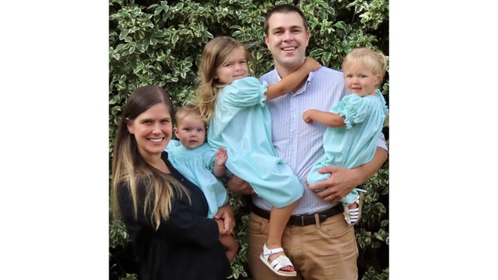 Serge Nairobi - Ben and Lindsey Nihart logo