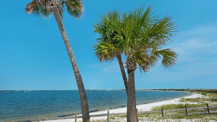 Navarre Retreat November  logo