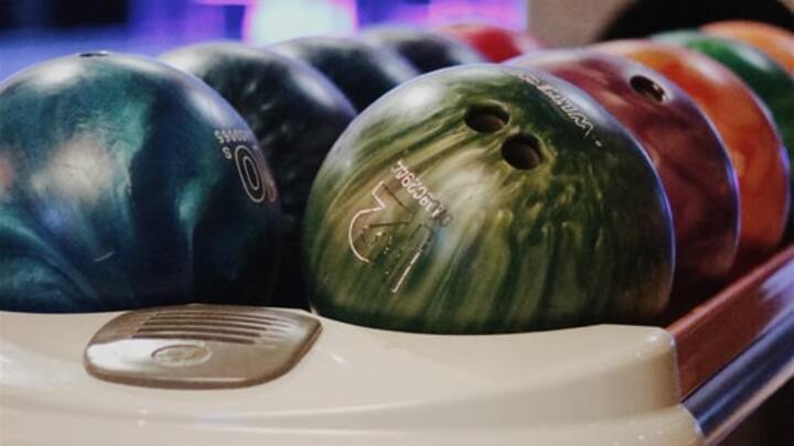 Bowling (6th-12th) logo
