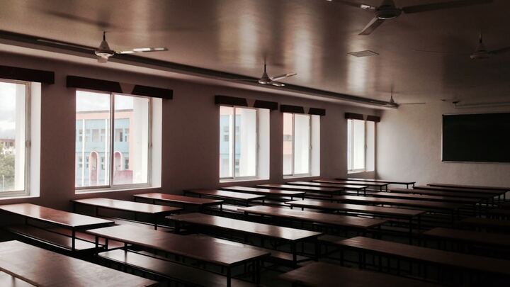 English Language Learning Class logo