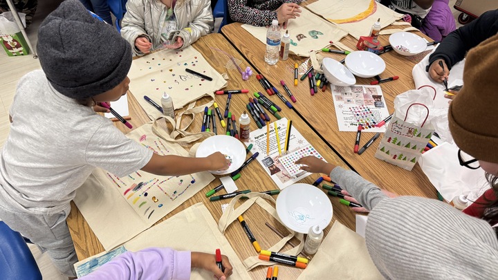 Christmas Partner School Volunteer Opportunity logo