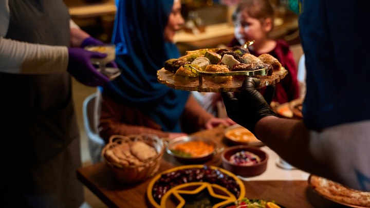 Gathering | Gather & Dine - Hosted by Dan & Lori Speak logo