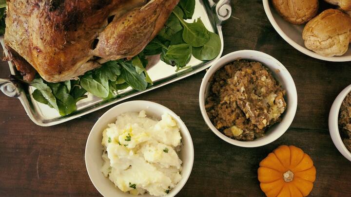 Thanksgiving Meal Sign-Up logo