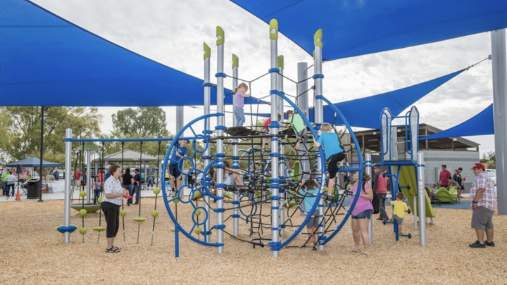 Picnic & Play at Greenfield Park logo