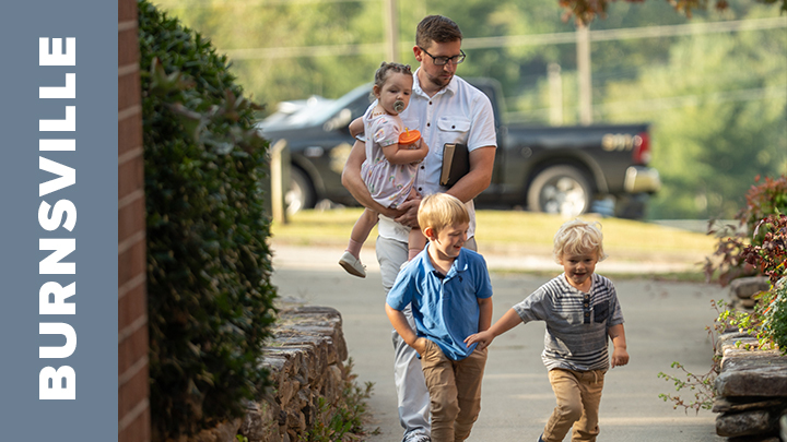 Burnsville Christmas Parade  logo
