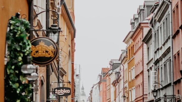 SERVE THE WORLD | Poland MCA Class of 2027 logo