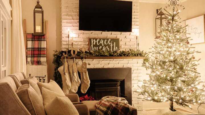 A Peaceful Christmas logo