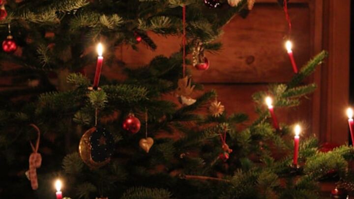 Family Christmas Chorus At Emmanuel logo