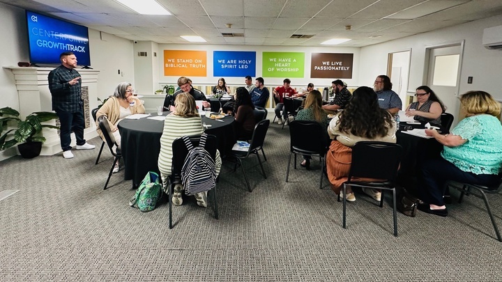 Growth Track - stepONE logo