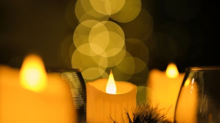 An Evening Of Christmas Carols logo