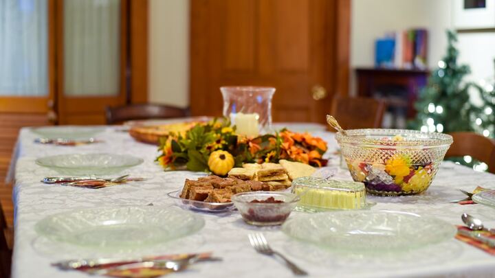 Meal Train Ministry at Rez logo