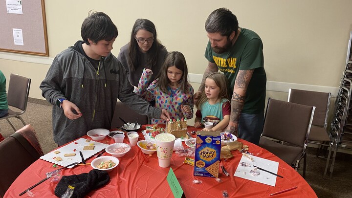Family Gingerbread Party logo