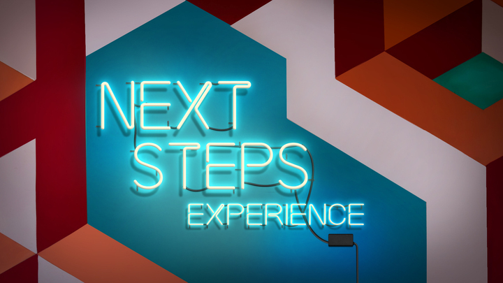 Next Steps / Próximos Pasos logo