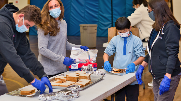 PB & Jelly Sandwich Ministry (6:00pm) logo