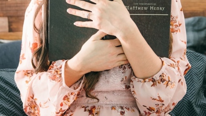 Women's "Hiding His Word in Our Heart" Group  logo