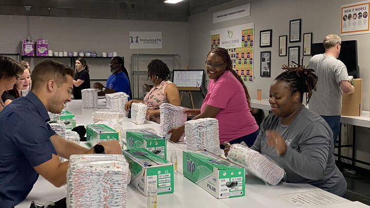 Diaper Connection logo