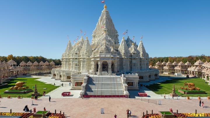 BAPS Lunch and Tour logo