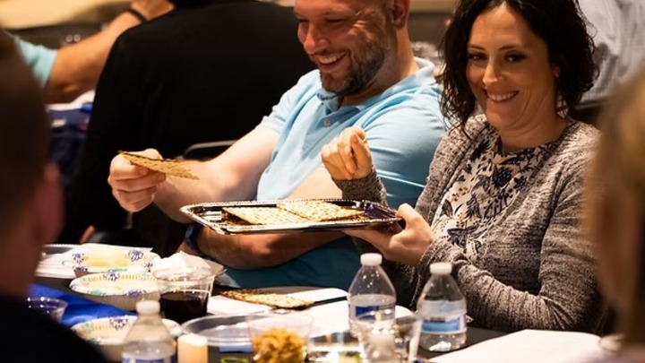 The Passover Experience  logo