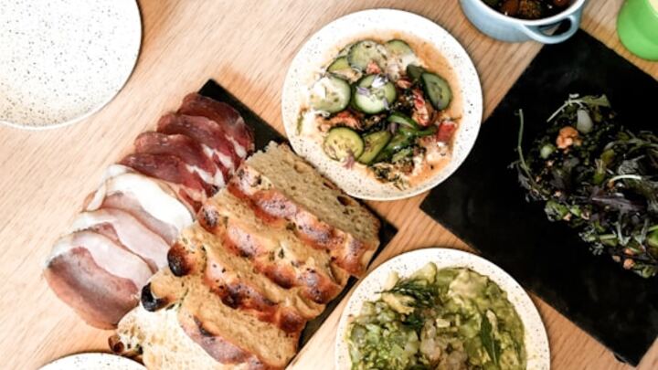 Visitor Luncheon logo