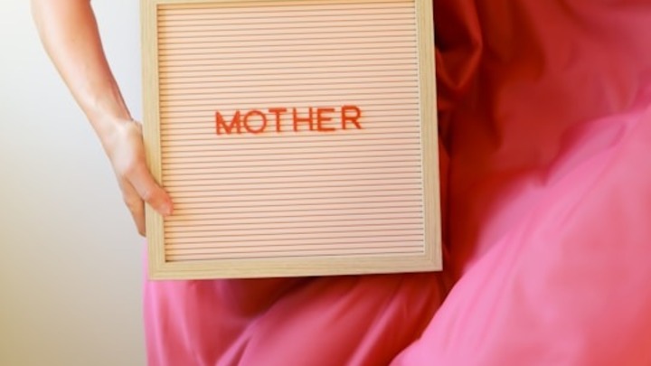 Mothers Helping Mothers | Serve Week logo