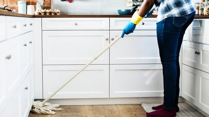 Cleaning Day | Brookview Village logo