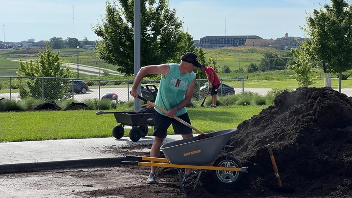 June 6 Mulch Volunteers logo