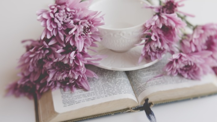 Women's Ministry: Tea and Testimonies logo
