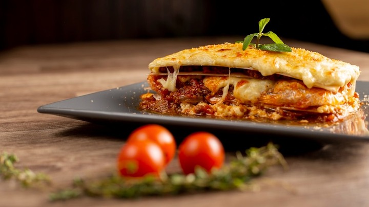 Lasagna Pre-Orders logo