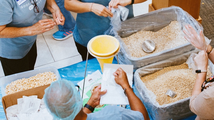 Meal Packing | Kids Around the World