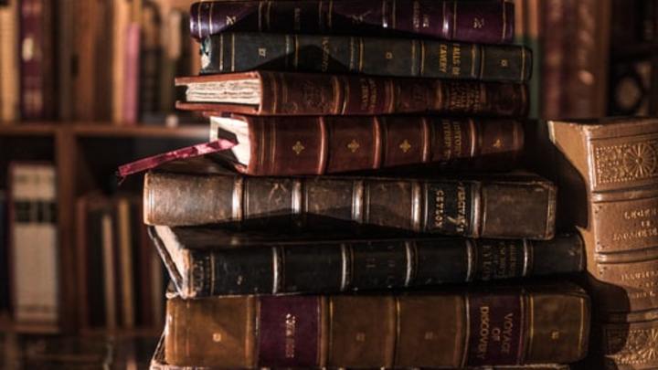 Great Books Reading Group logo